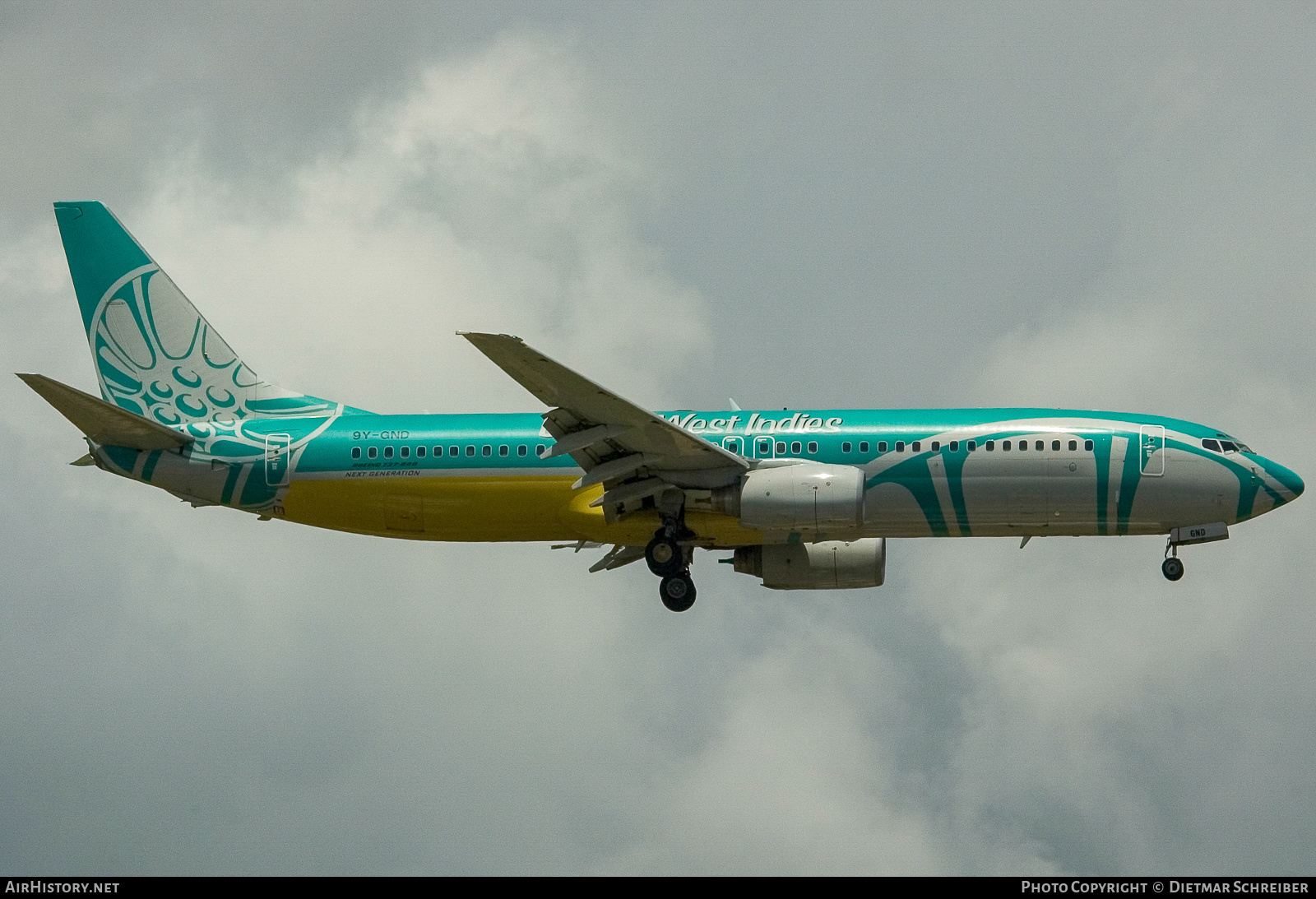 Aircraft Photo of 9Y-GND | Boeing 737-86N | British West Indian Airways - BWIA | AirHistory.net #765605