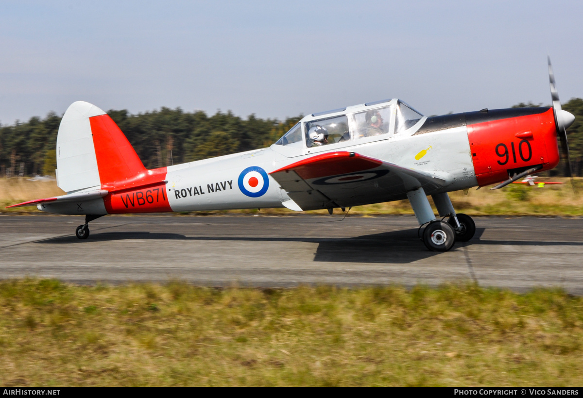 Aircraft Photo of G-BWTG / WB671 | De Havilland DHC-1 Chipmunk Mk22 | UK - Navy | AirHistory.net #765735