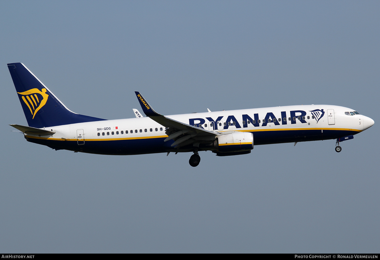Aircraft Photo of 9H-QDG | Boeing 737-800 | Ryanair | AirHistory.net #765773