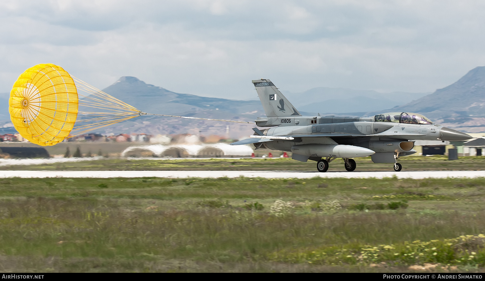 Aircraft Photo of 10805 | Lockheed Martin F-16D Fighting Falcon | Pakistan - Air Force | AirHistory.net #765788