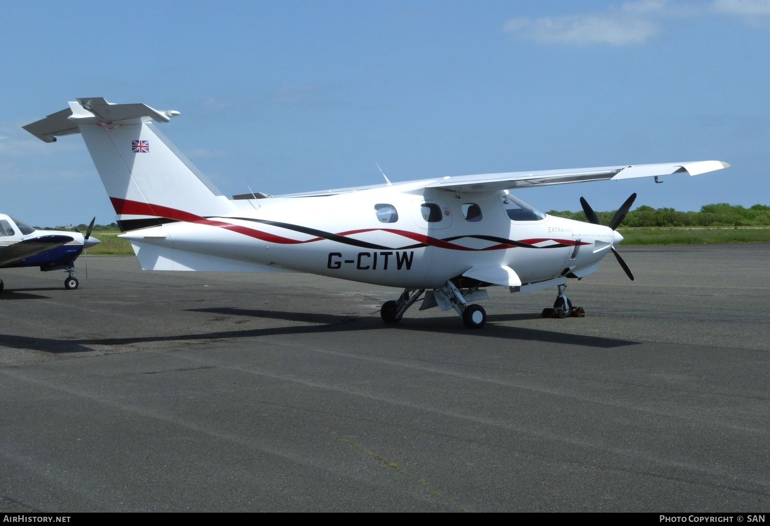 Aircraft Photo of G-CITW | Extra EA-400 | AirHistory.net #765891