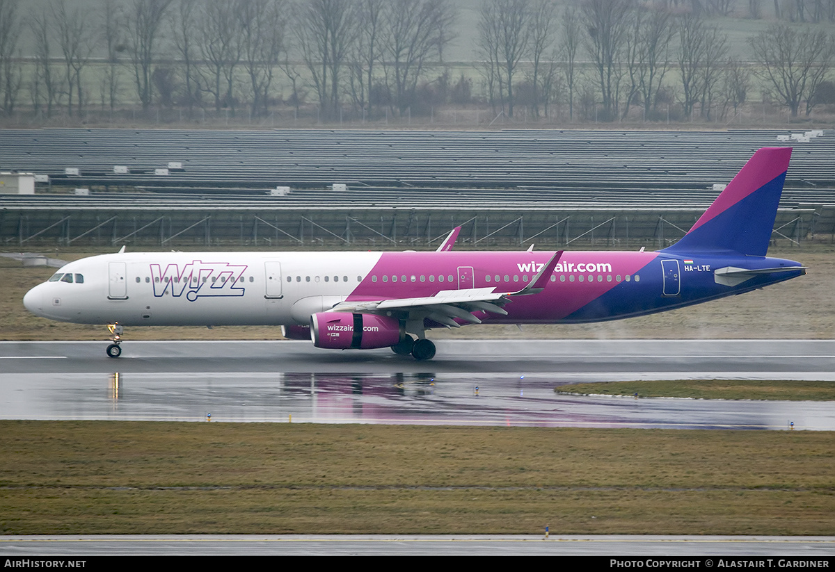 Aircraft Photo of HA-LTE | Airbus A321-231 | Wizz Air | AirHistory.net #765967
