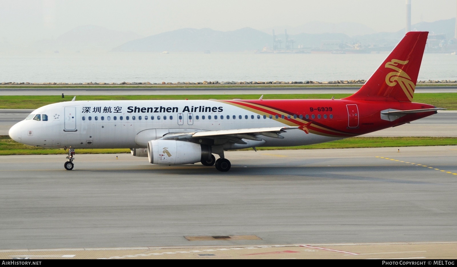 Aircraft Photo of B-6939 | Airbus A320-232 | Shenzhen Airlines | AirHistory.net #765987
