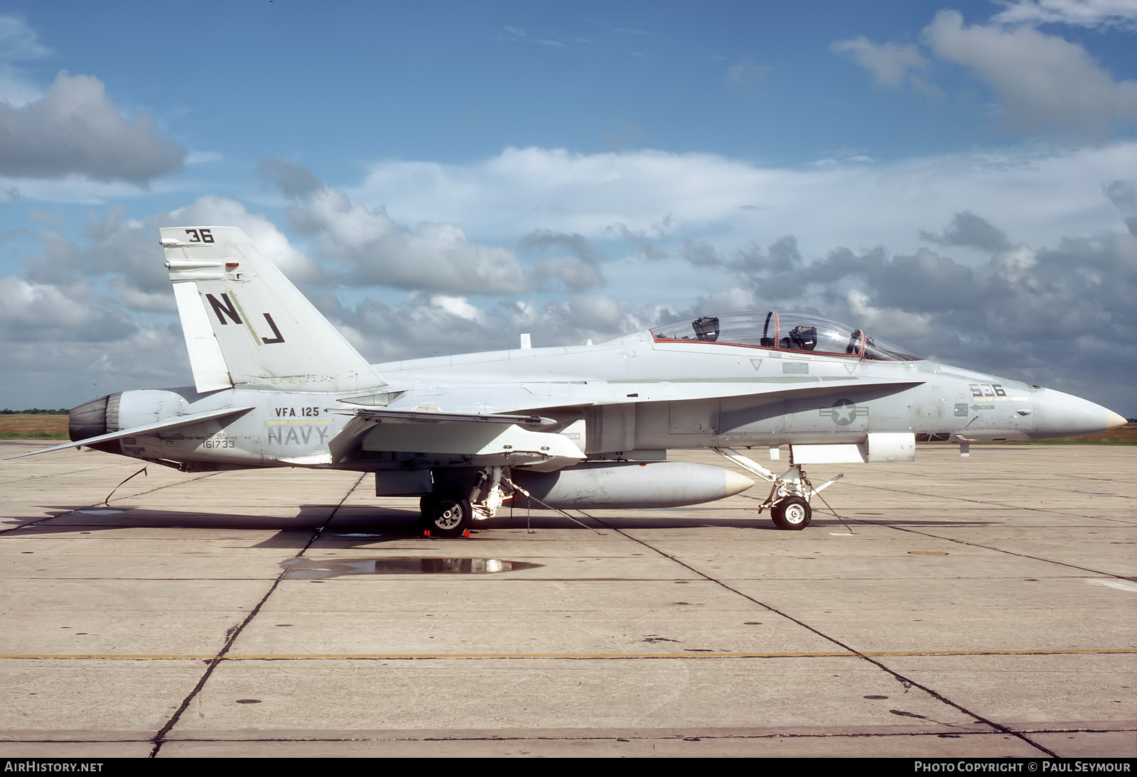 Aircraft Photo of 161733 | McDonnell Douglas F/A-18B Hornet | USA - Navy | AirHistory.net #766020
