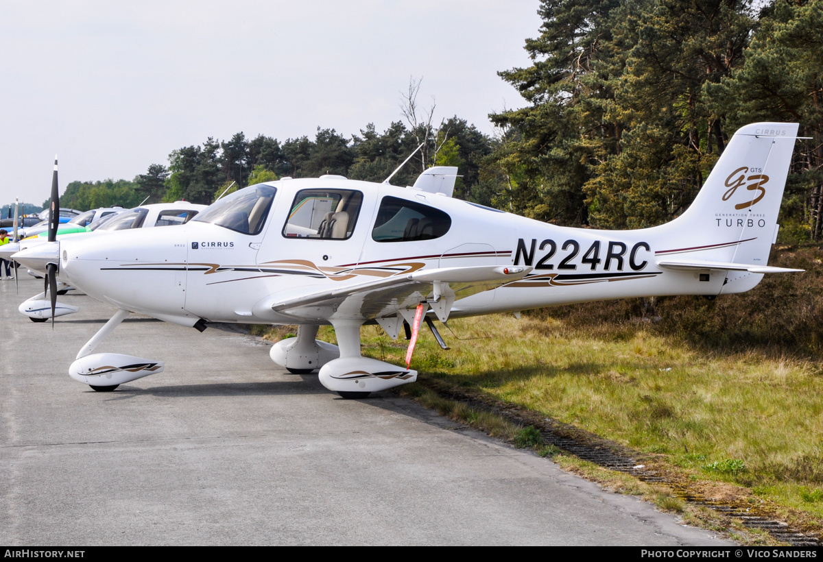 Aircraft Photo of N224RC | Cirrus SR-22 G3-GTS Turbo | AirHistory.net #766026
