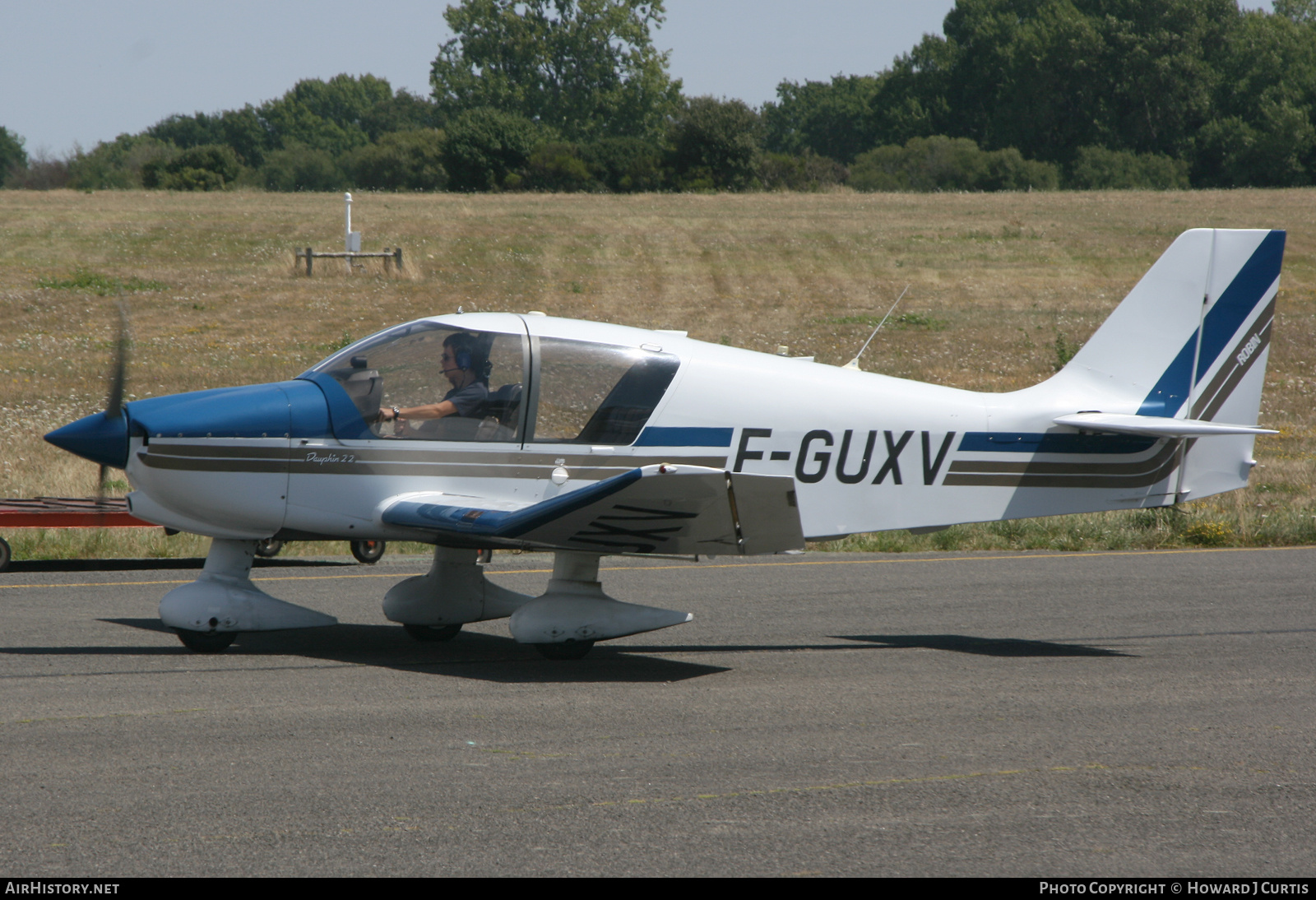 Aircraft Photo of F-GUXV | Robin DR-400-120 Dauphin 2+2 | AirHistory.net #766082