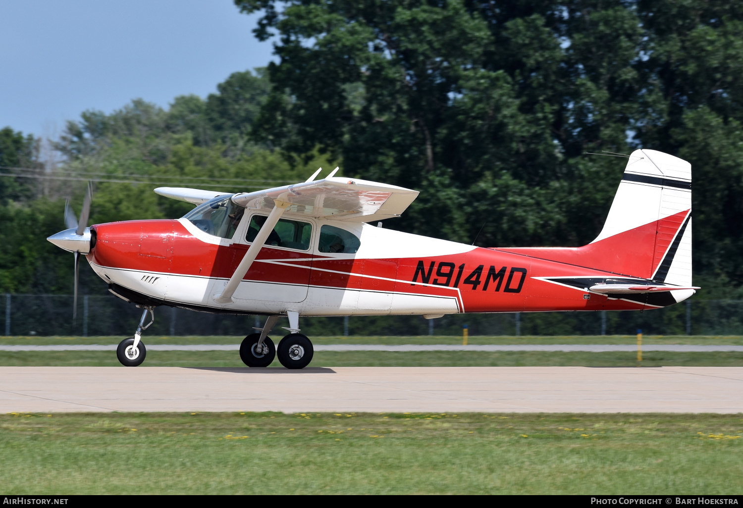 Aircraft Photo of N914MD | Cessna 182A | AirHistory.net #766407