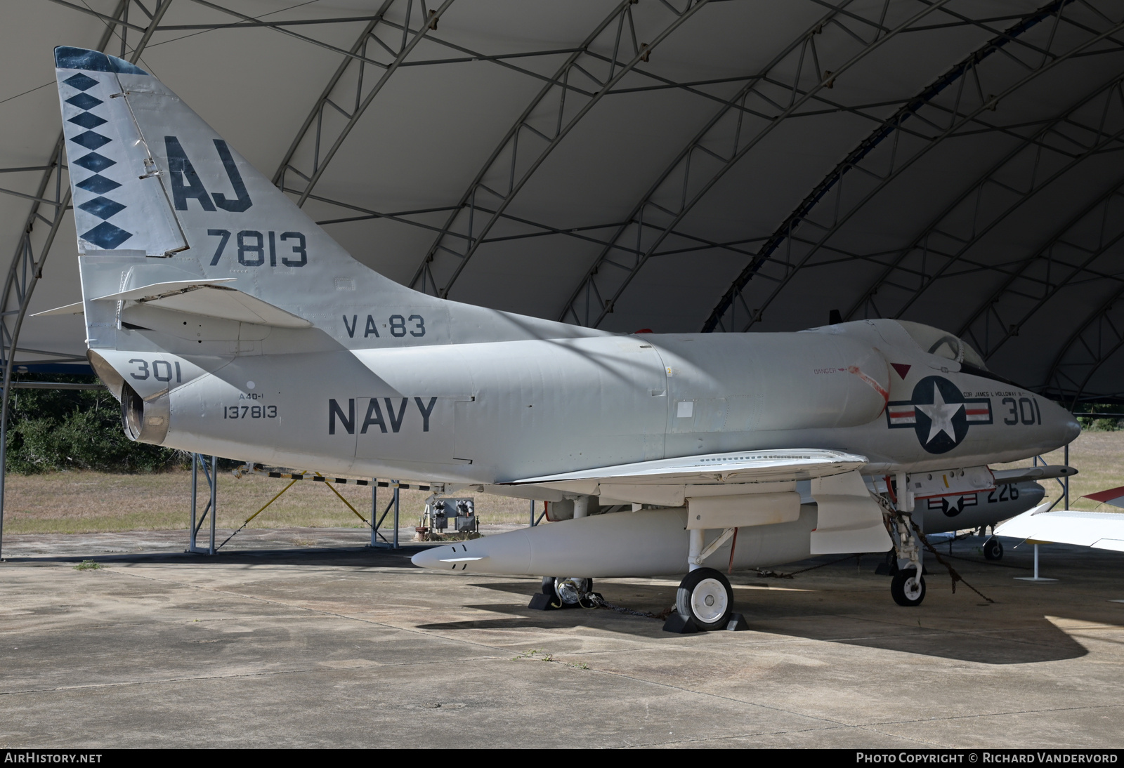 Aircraft Photo of 137813 / 7813 | Douglas A-4A Skyhawk | USA - Navy | AirHistory.net #766417