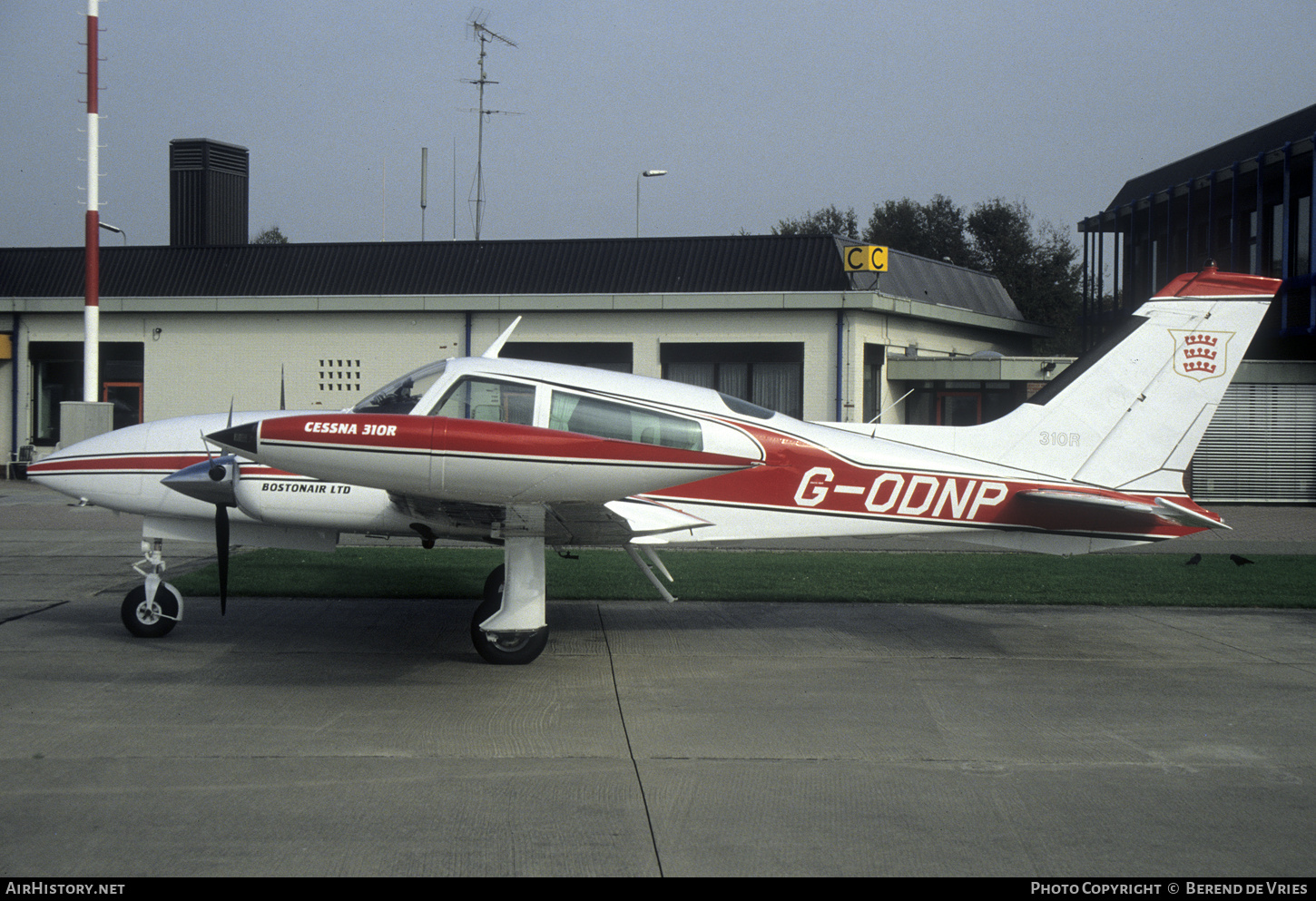 Aircraft Photo of G-ODNP | Cessna 310R II | Bostonair | AirHistory.net #766420