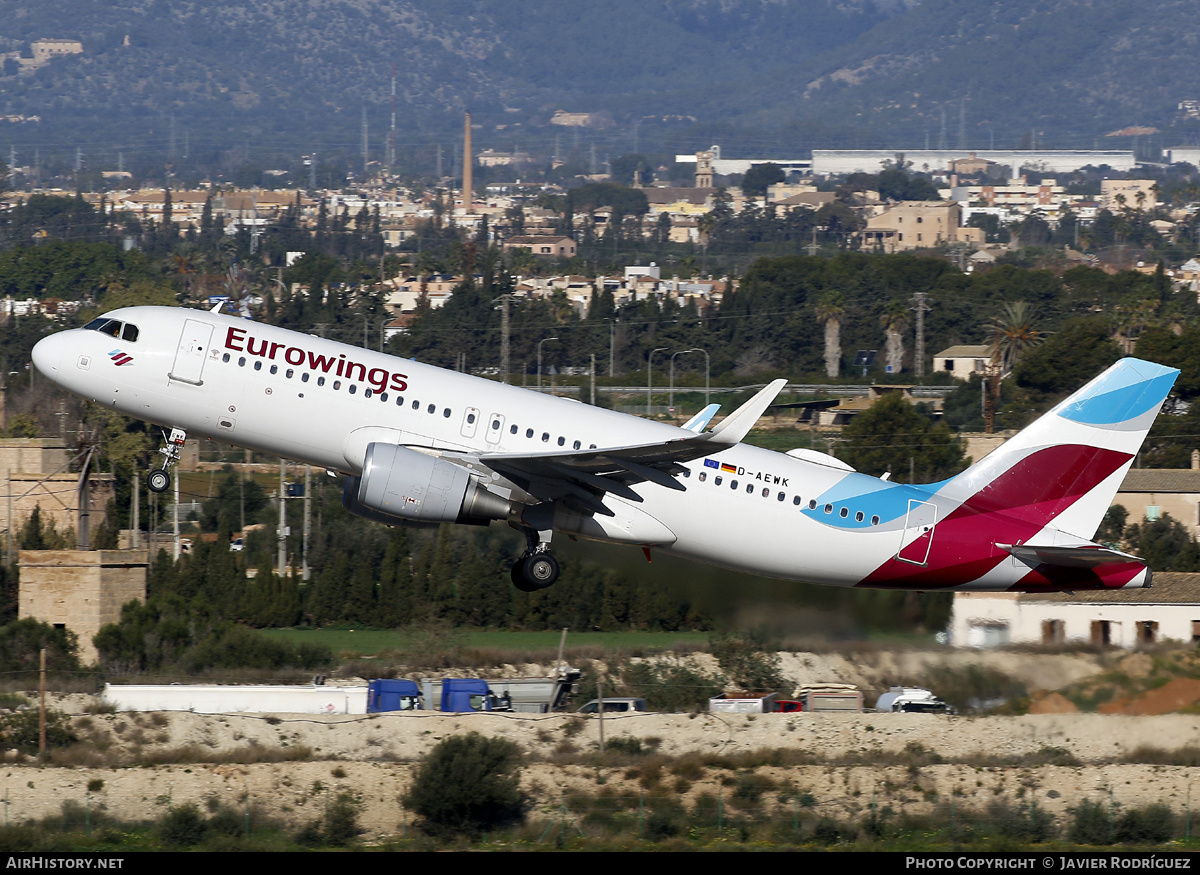 Aircraft Photo of D-AEWK | Airbus A320-214 | Eurowings | AirHistory.net #766435