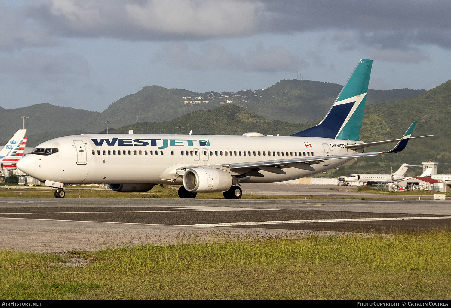 Aircraft Photo of C-FWSE | Boeing 737-8CT | WestJet | AirHistory.net #766546