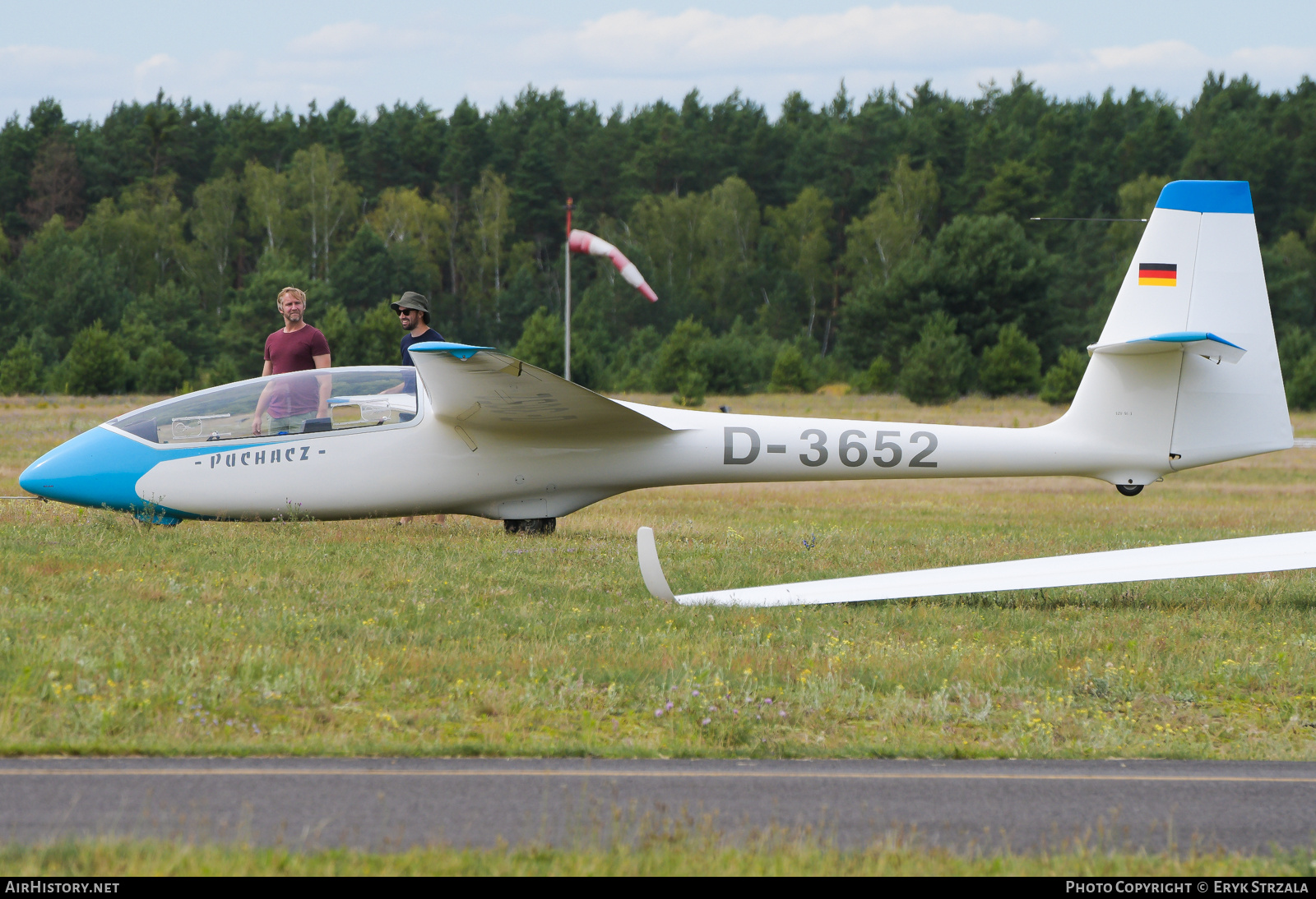 Aircraft Photo of D-3652 | PZL-Bielsko SZD-50-3 Puchacz | AirHistory.net #766571
