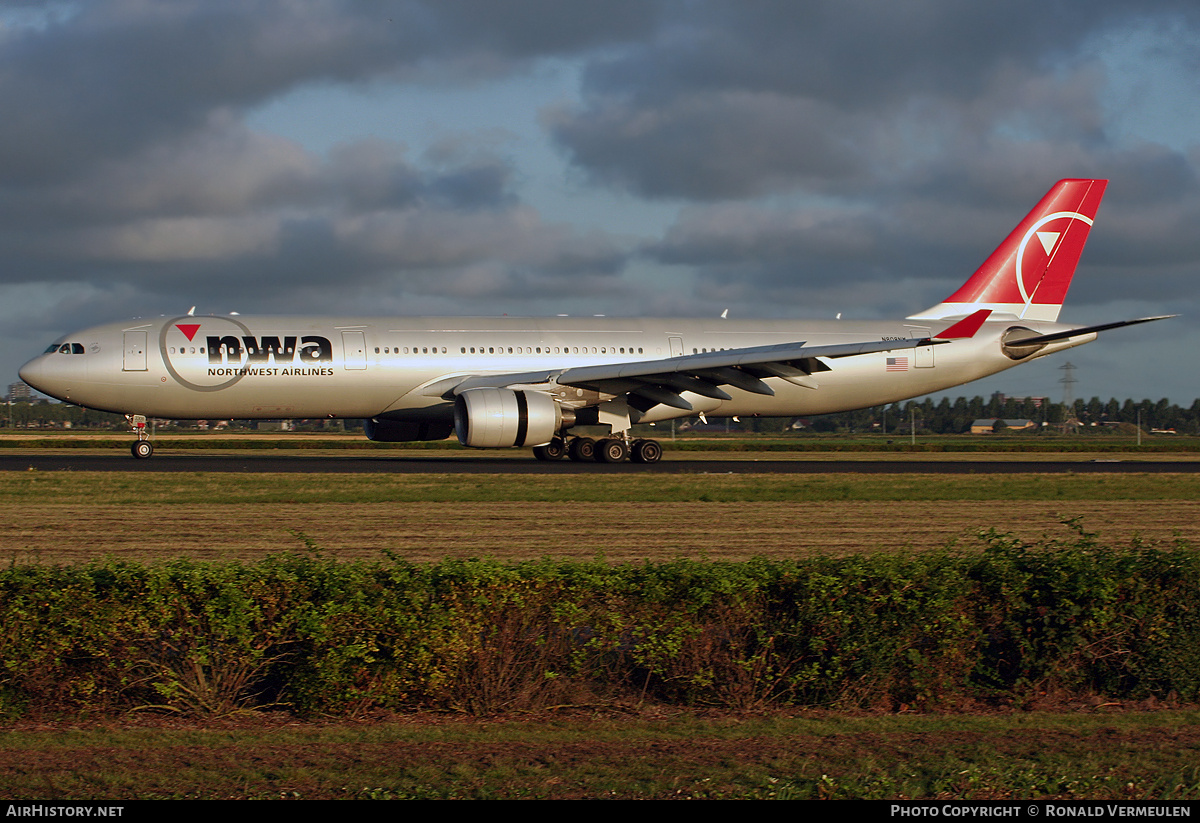 Aircraft Photo of N808NW | Airbus A330-323 | Northwest Airlines | AirHistory.net #766601