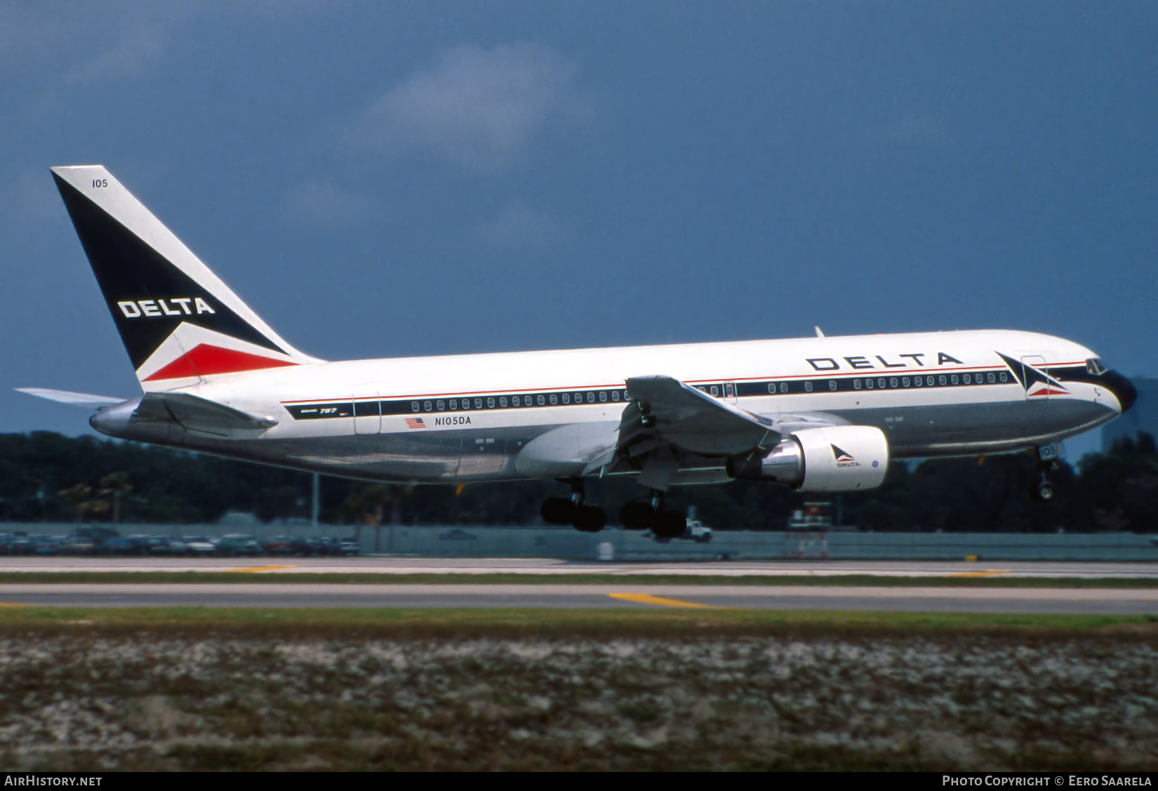 Aircraft Photo of N105DA | Boeing 767-232 | Delta Air Lines | AirHistory.net #766840