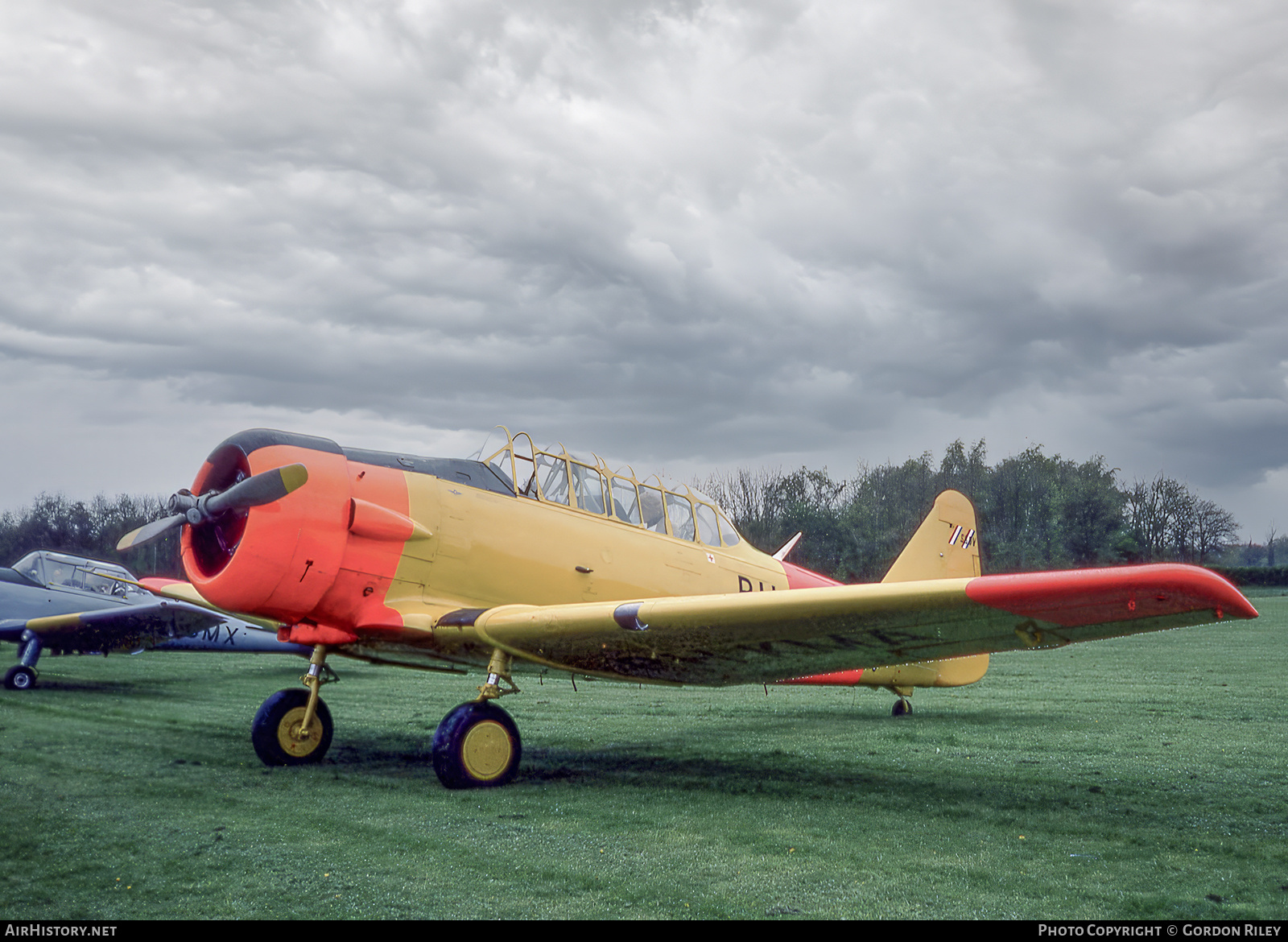 Aircraft Photo of PH-KMA | North American AT-16 Harvard IIB | SBOV - Stichting tot Behoud Oude Vliegtuigen | AirHistory.net #766967