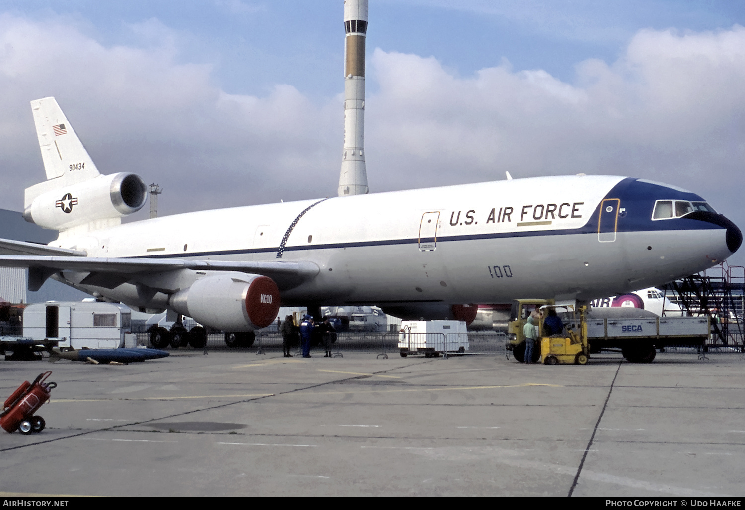Aircraft Photo of 79-0434 / 90434 | McDonnell Douglas KC-10A Extender (DC-10-30CF) | USA - Air Force | AirHistory.net #767036
