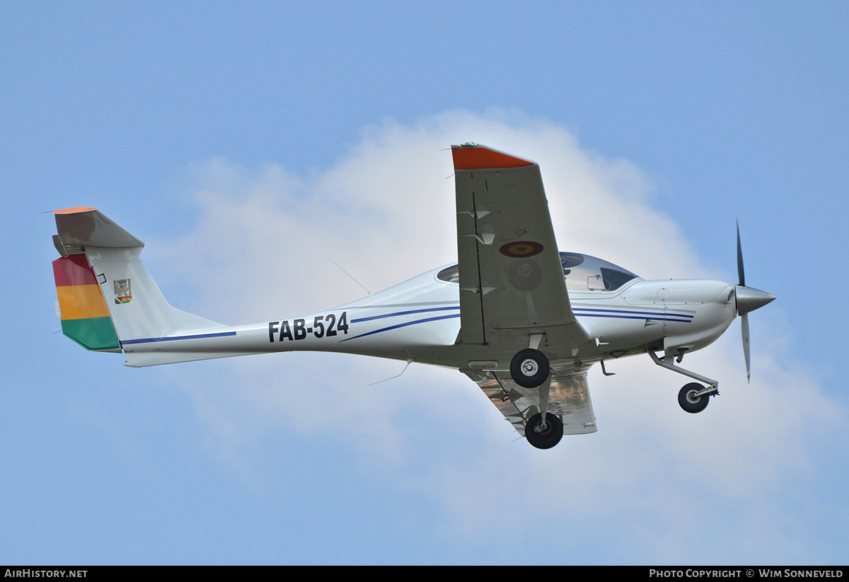 Aircraft Photo of FAB-524 | Diamond DA40 CS Diamond Star | Bolivia - Air Force | AirHistory.net #767143