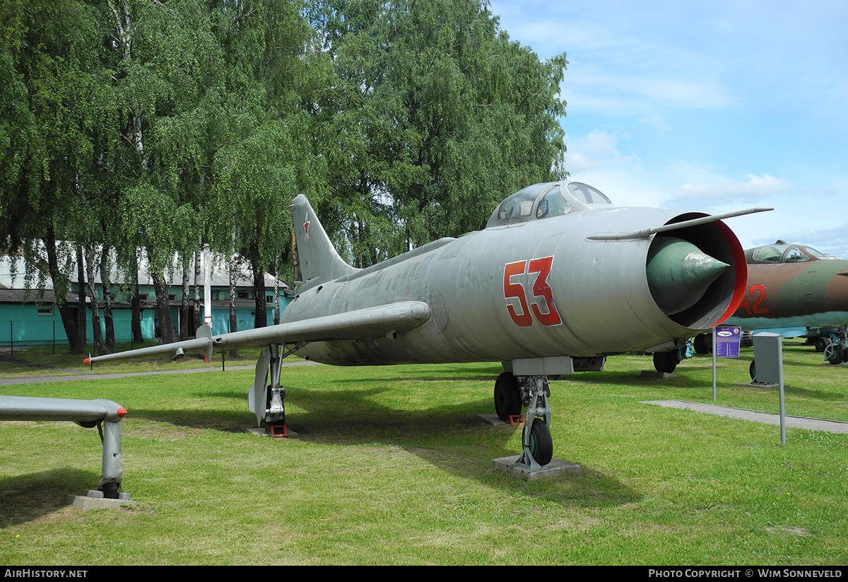 Aircraft Photo of 53 red | Sukhoi Su-7BMK | Soviet Union - Air Force | AirHistory.net #767180