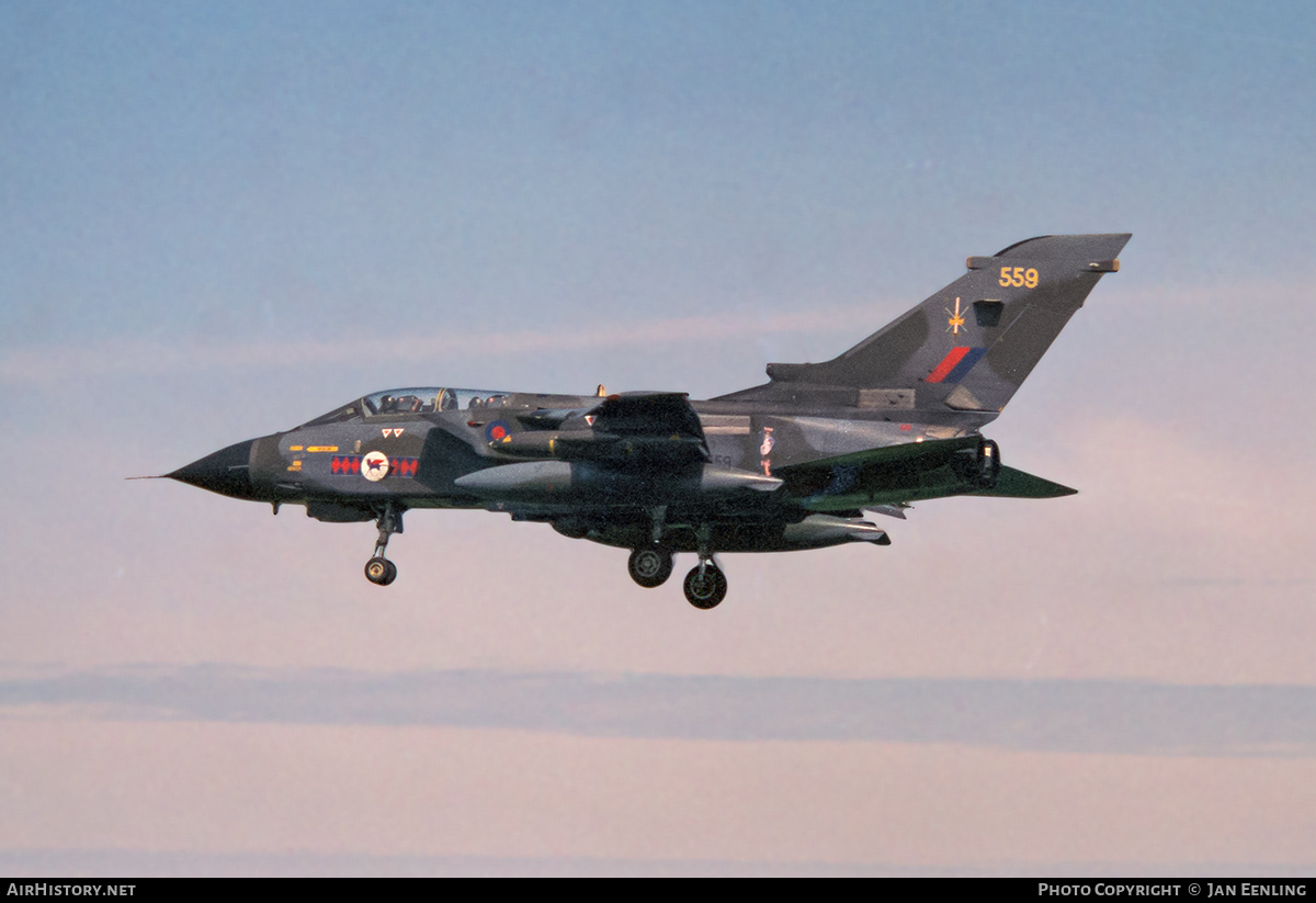 Aircraft Photo of ZA559 | Panavia Tornado GR1 | UK - Air Force | AirHistory.net #767353