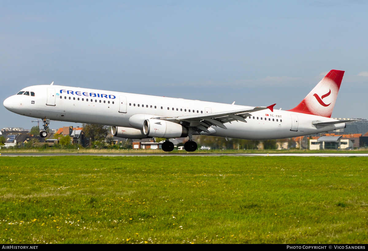 Aircraft Photo of TC-FBT | Airbus A321-231 | Freebird Airlines | AirHistory.net #767454