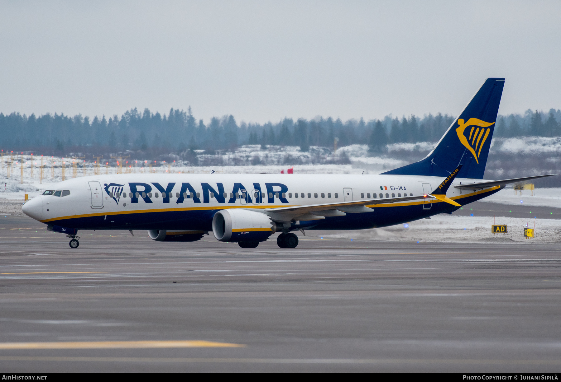Aircraft Photo of EI-IKA | Boeing 737-8200 Max 200 | Ryanair | AirHistory.net #767467