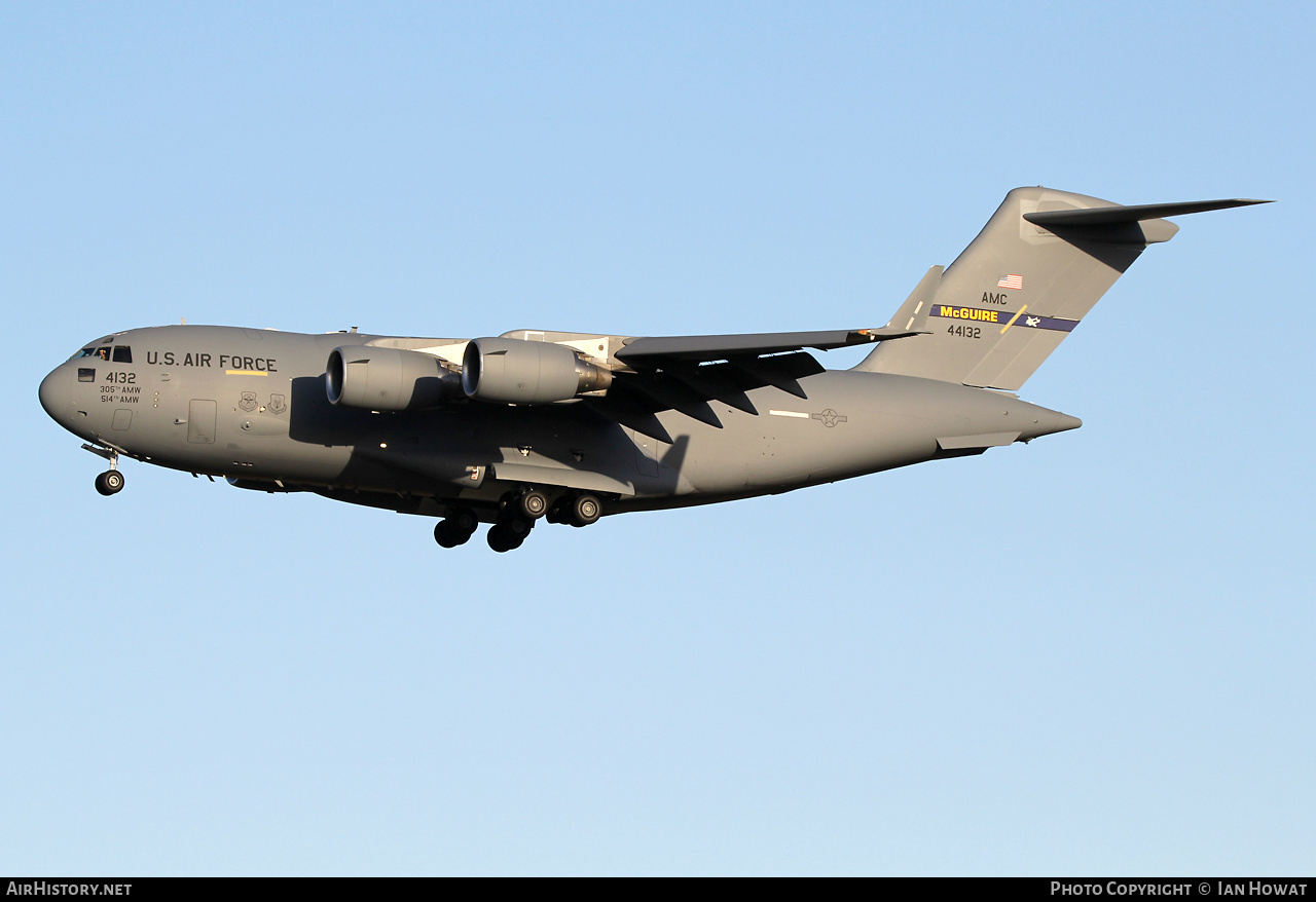 Aircraft Photo of 04-4132 / 44132 | Boeing C-17A Globemaster III | USA - Air Force | AirHistory.net #767534