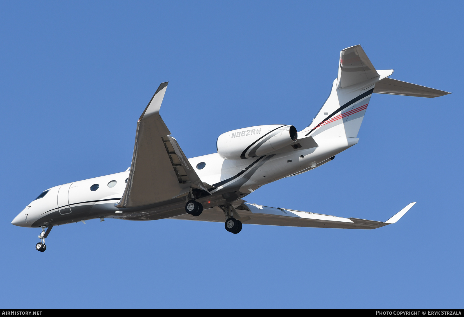 Aircraft Photo of N982RW | Gulfstream Aerospace G600 (G-VII) | AirHistory.net #767570