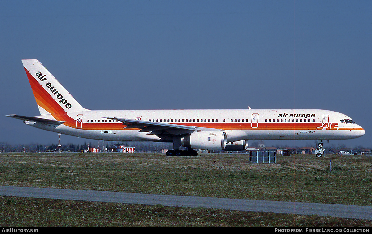 Aircraft Photo of G-BNSD | Boeing 757-236 | Air Europe | AirHistory.net #767610