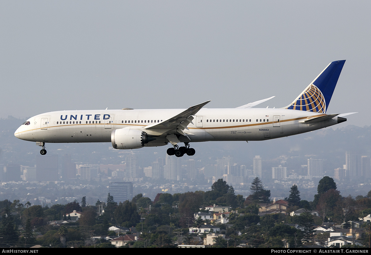 Aircraft Photo of N26952 | Boeing 787-9 Dreamliner | United Airlines | AirHistory.net #767677