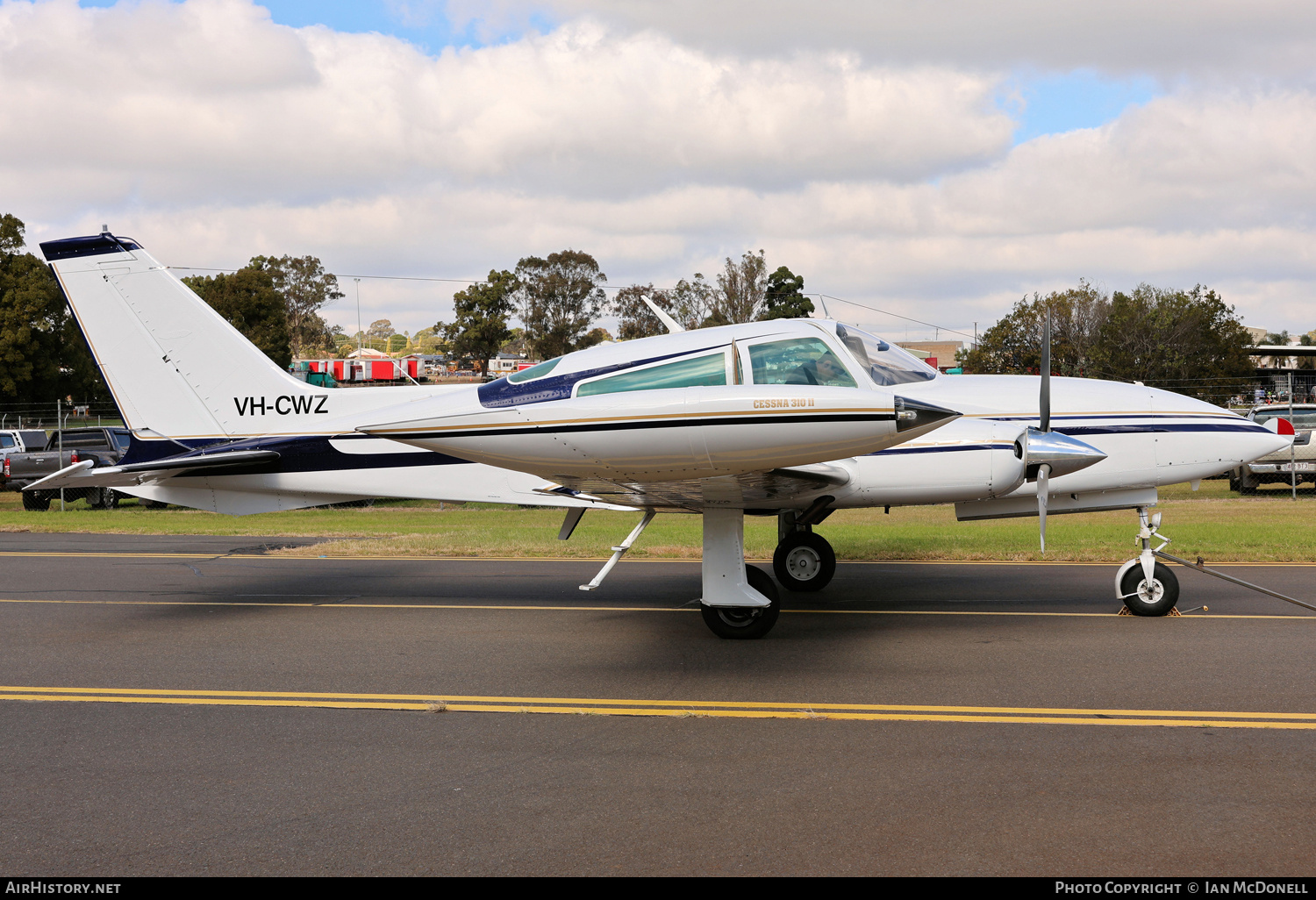 Aircraft Photo of VH-CWZ | Cessna 310R | AirHistory.net #767696