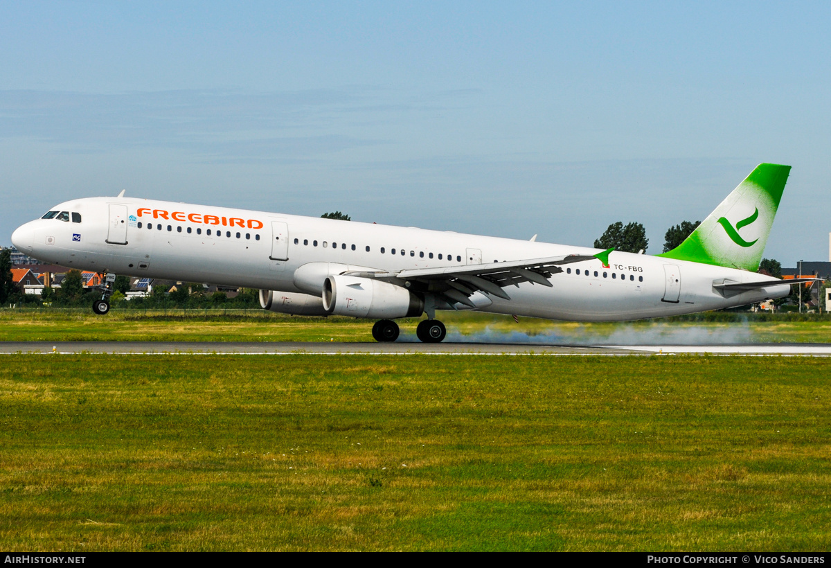 Aircraft Photo of TC-FBG | Airbus A321-131 | Freebird Airlines | AirHistory.net #767720