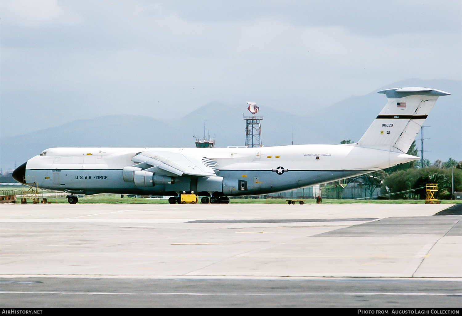 Aircraft Photo of 68-0220 / 80220 | Lockheed C-5A Galaxy (L-500) | USA - Air Force | AirHistory.net #767820
