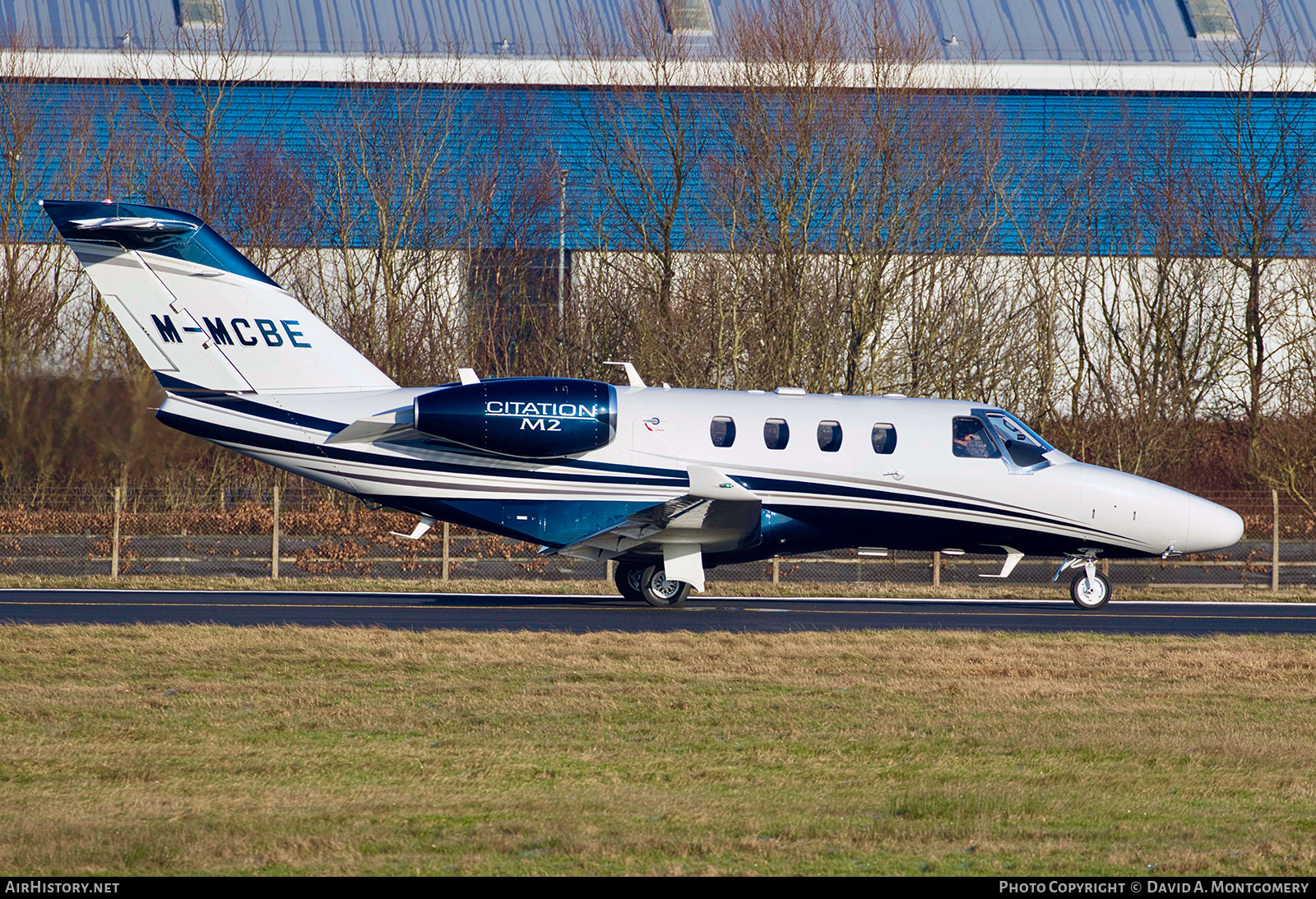 Aircraft Photo of M-MCBE | Cessna 525 CitationJet M2 | AirHistory.net #767828
