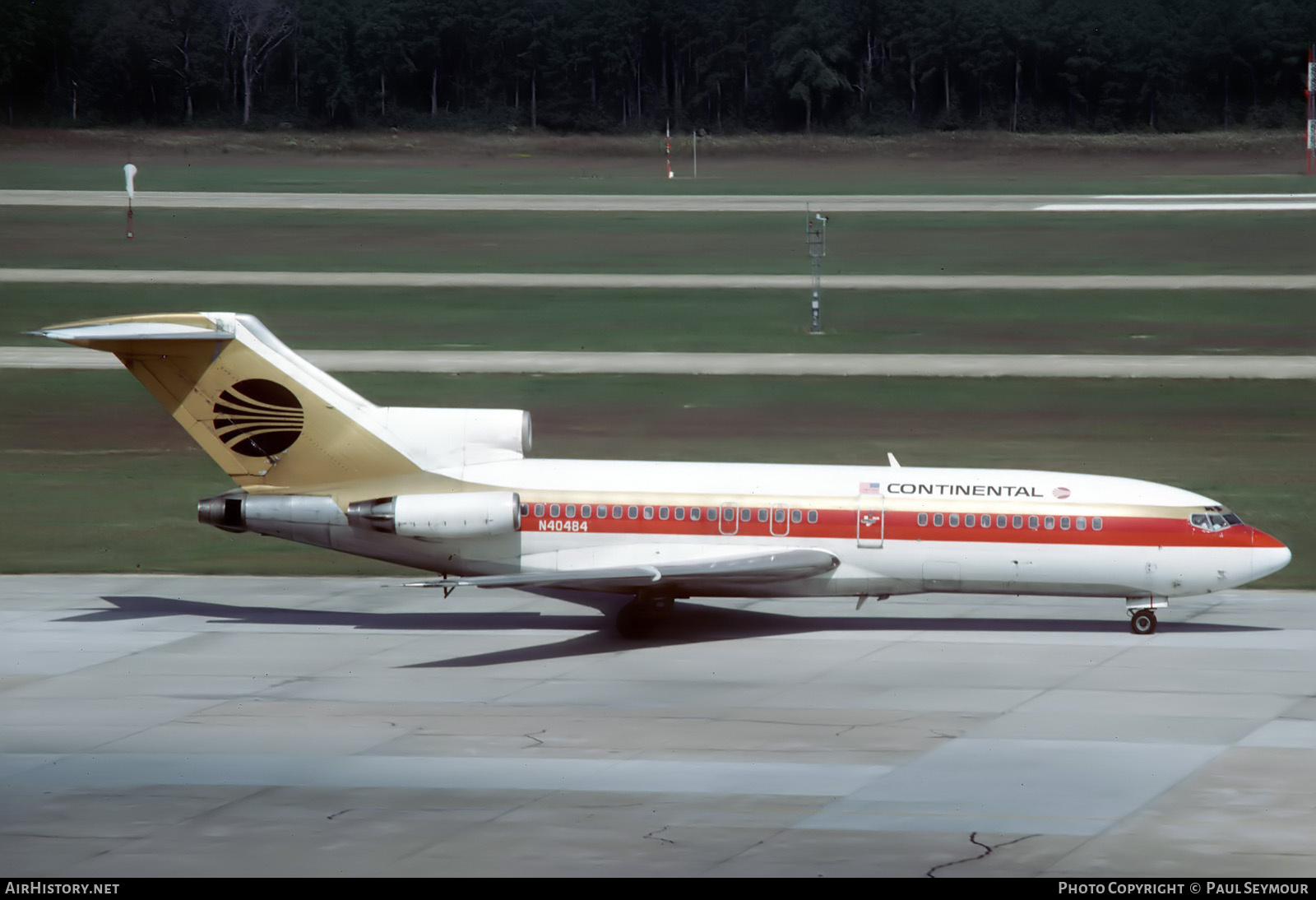 Aircraft Photo of N40484 | Boeing 727-22 | Continental Airlines | AirHistory.net #768080