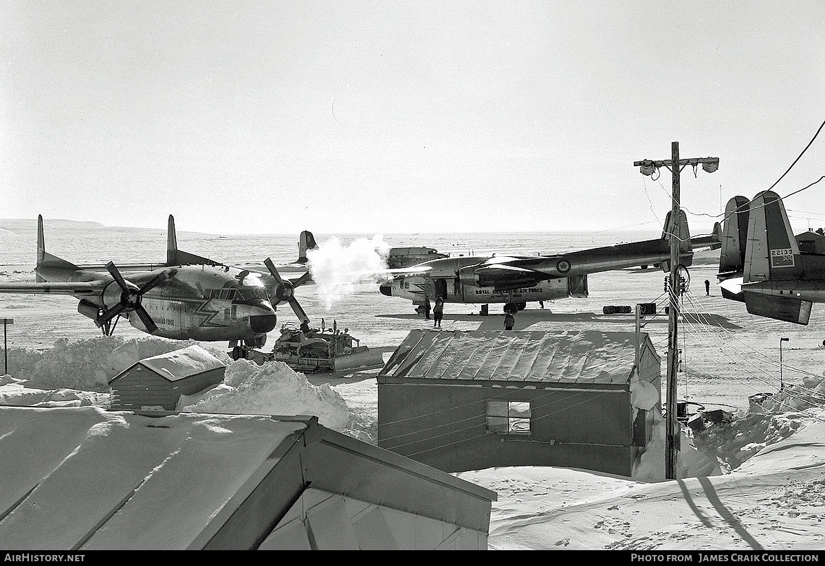 Aircraft Photo of 22125 | Fairchild C-119... Flying Boxcar | Canada - Air Force | AirHistory.net #768081