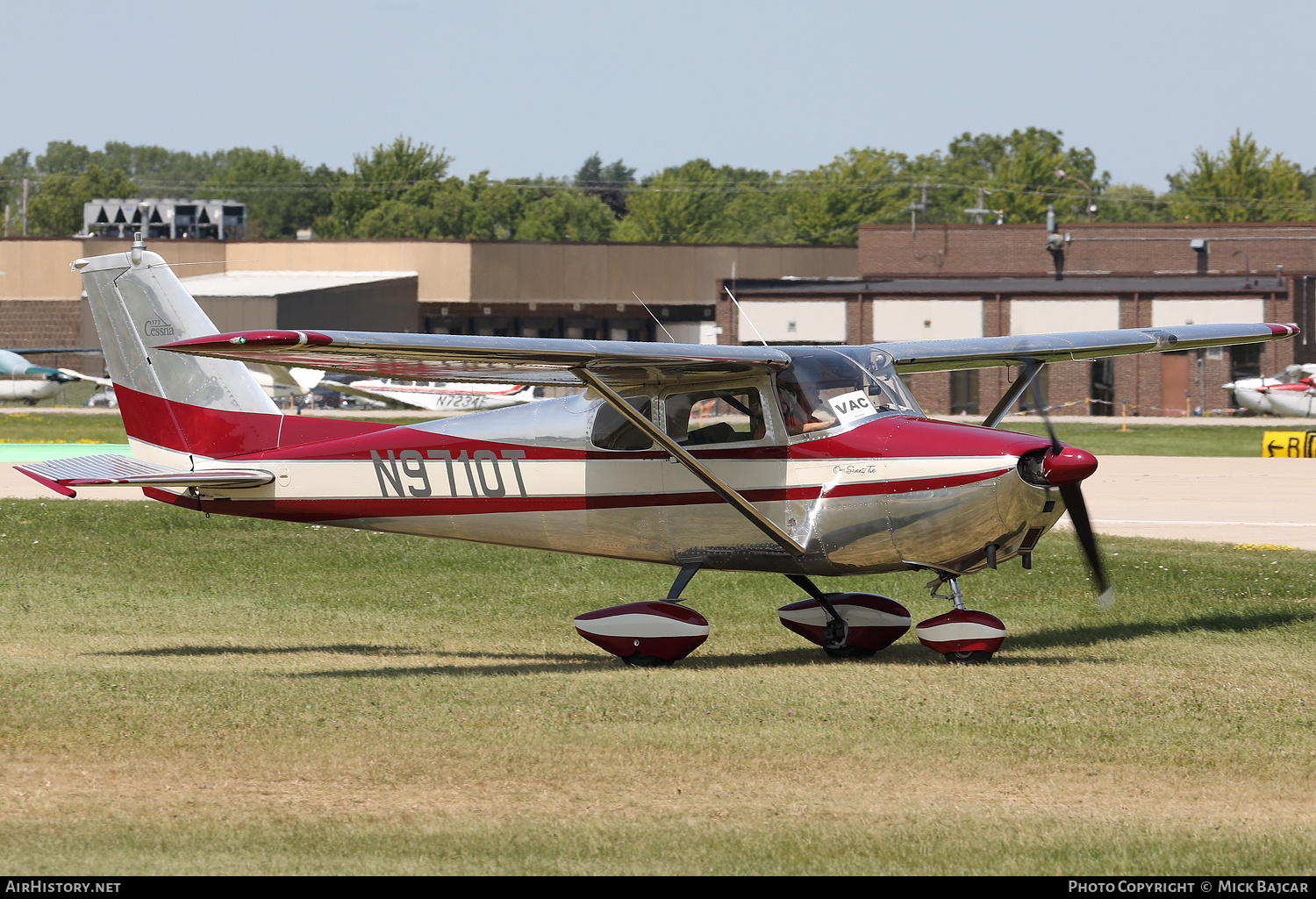 Aircraft Photo of N9710T | Cessna 172A | AirHistory.net #768092