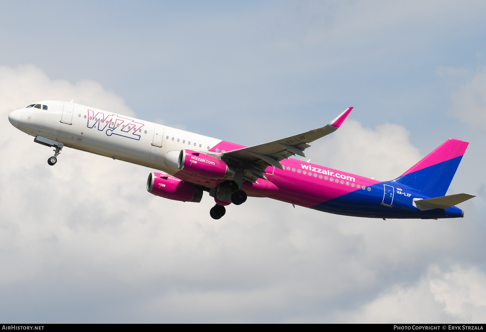 Aircraft Photo of HA-LXF | Airbus A321-231 | Wizz Air | AirHistory.net #768445