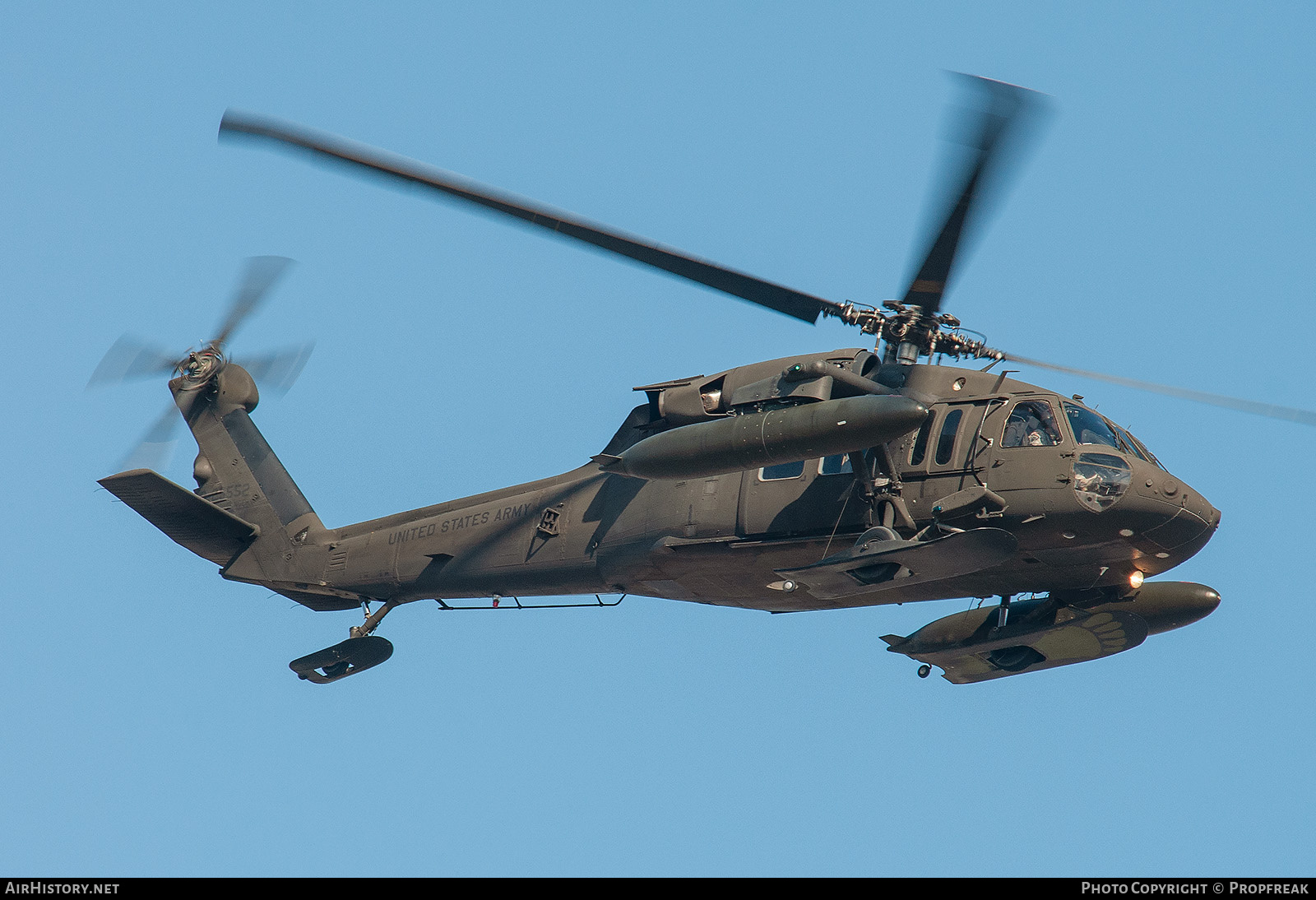 Aircraft Photo of 94-26552 | Sikorsky UH-60L Black Hawk (S-70A) | USA - Army | AirHistory.net #768496