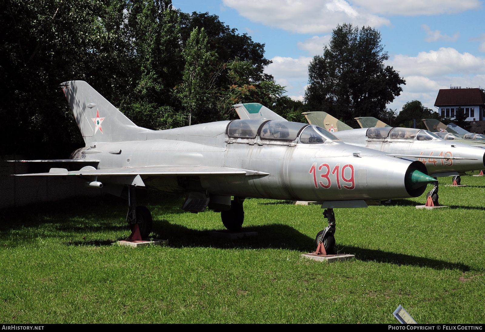 Aircraft Photo of 1319 | Mikoyan-Gurevich MiG-21F-13 | Hungary - Air Force | AirHistory.net #768509