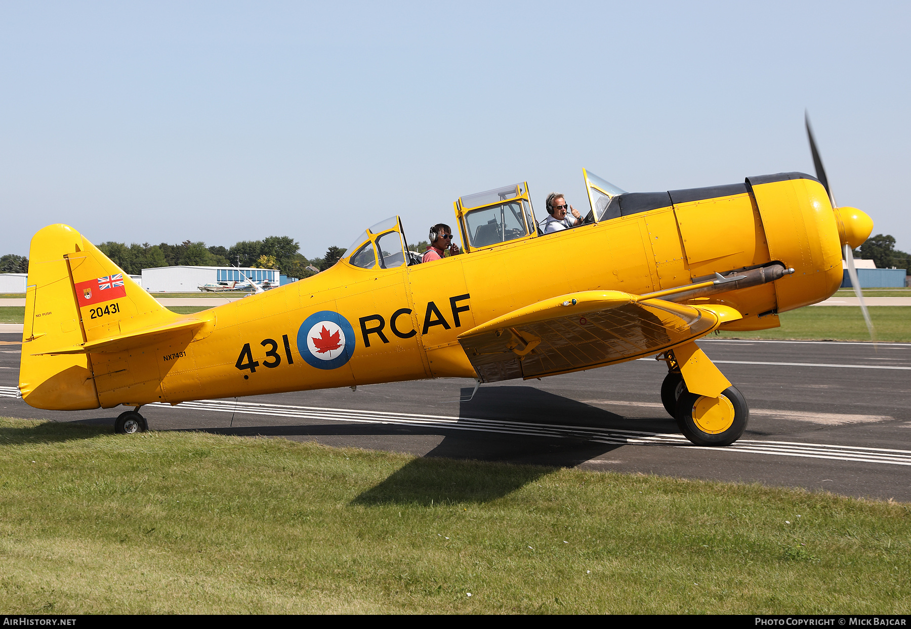 Aircraft Photo of N7431 / NX7431 / 20431 | North American T-6J Harvard Mk IV | Canada - Air Force | AirHistory.net #768523