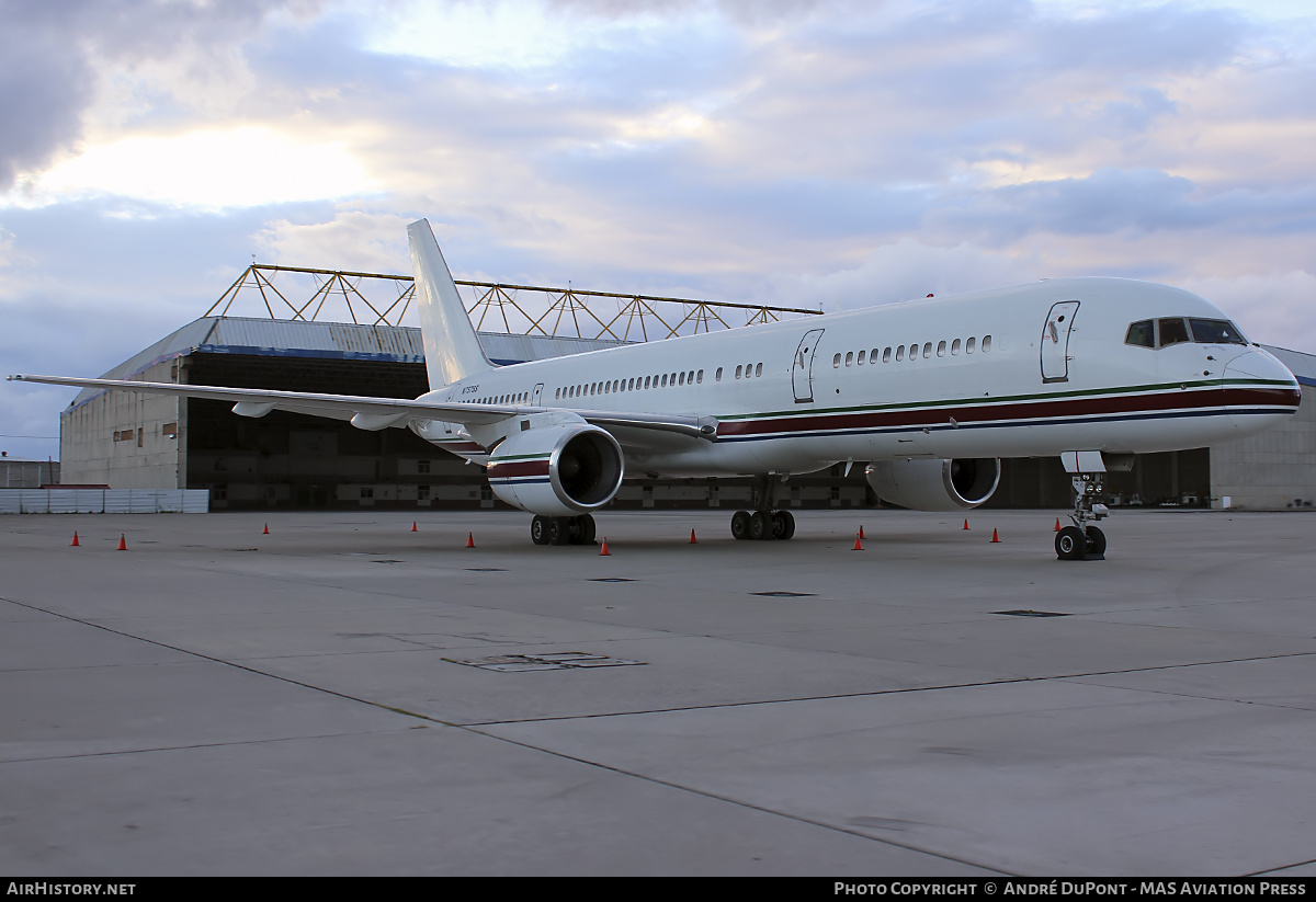 Aircraft Photo of N757SS | Boeing 757-236 | AirHistory.net #768526