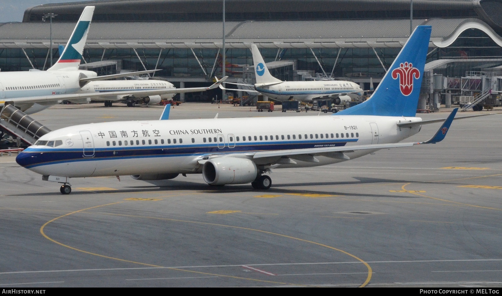 Aircraft Photo of B-1921 | Boeing 737-86N | China Southern Airlines | AirHistory.net #768634
