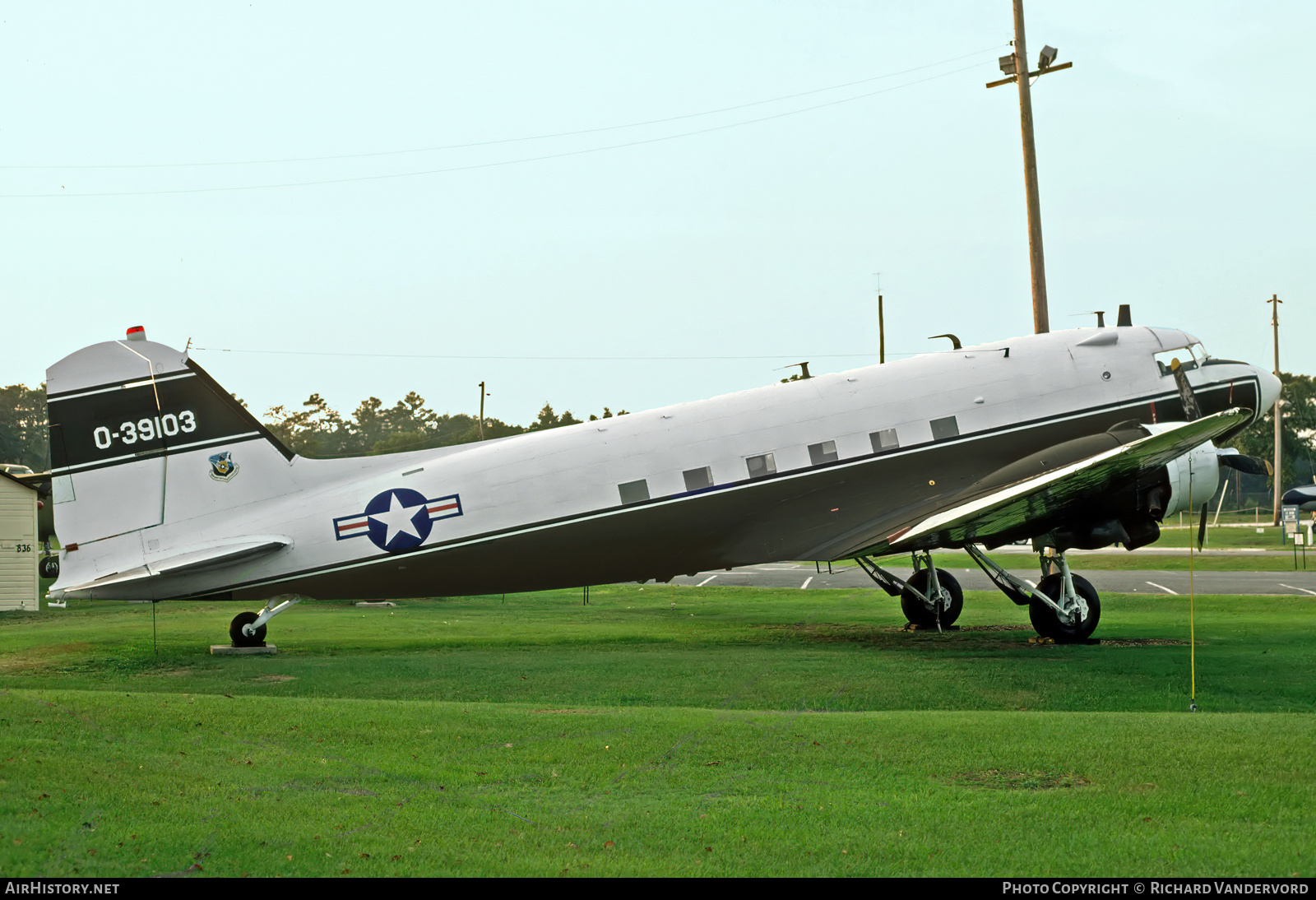 Aircraft Photo of 0-39103 | Douglas C-47K Skytrain | USA - Army | AirHistory.net #768687