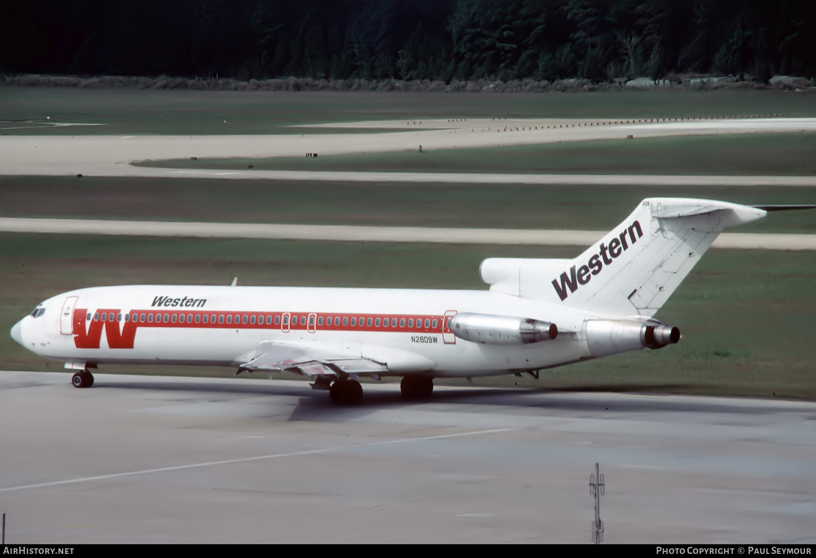 Aircraft Photo of N2809W | Boeing 727-247 | Western Airlines | AirHistory.net #768704