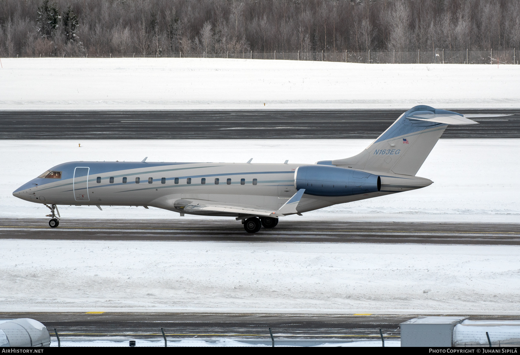 Aircraft Photo of N163EG | Bombardier Global Express (BD-700-1A10) | AirHistory.net #768744