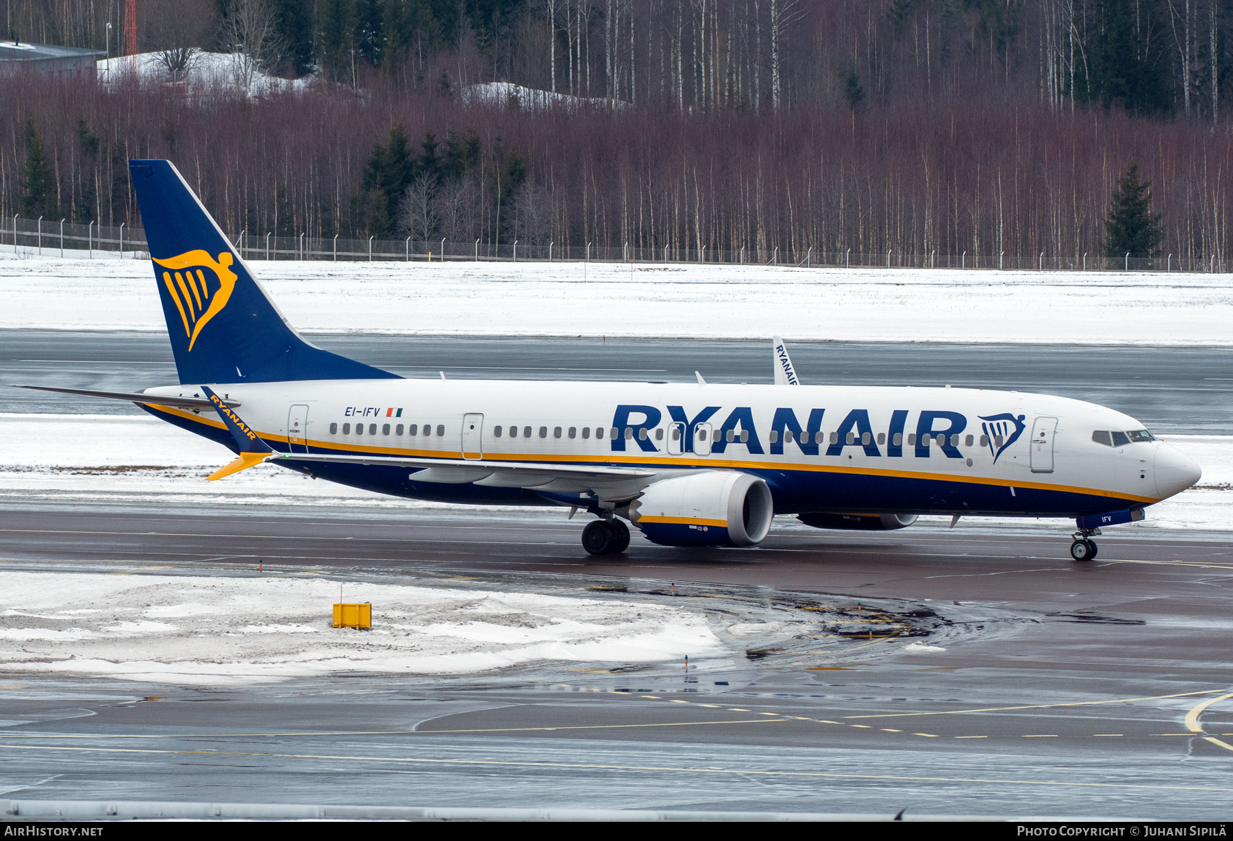 Aircraft Photo of EI-IFV | Boeing 737-8200 Max 200 | Ryanair | AirHistory.net #768767