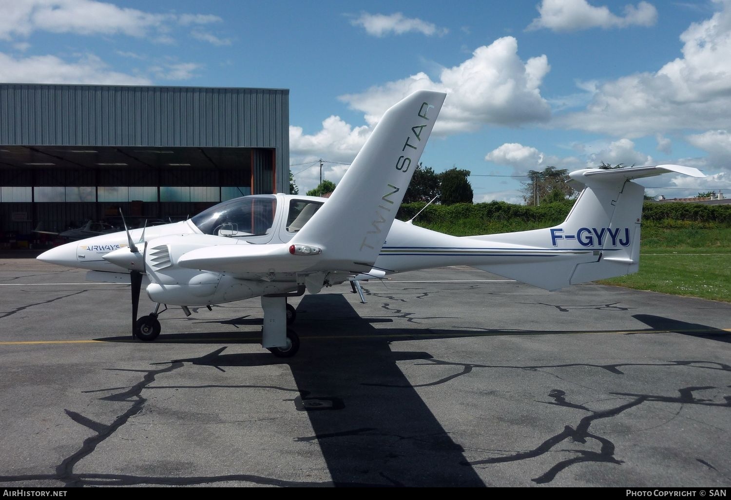 Aircraft Photo of F-GYYJ | Diamond DA42 Twin Star | Airways Formation | AirHistory.net #768780