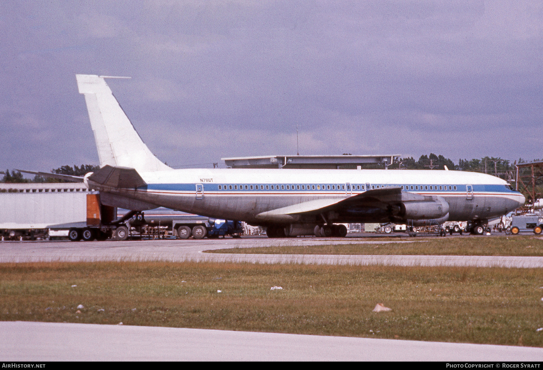 Aircraft Photo of N711UT | Boeing 707-321 | AirHistory.net #768808