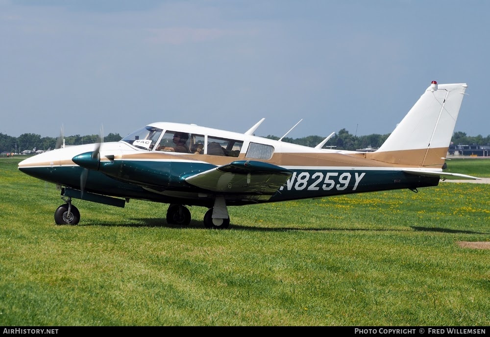 Aircraft Photo of N8259Y | Piper PA-30 Twin Comanche | AirHistory.net #768879