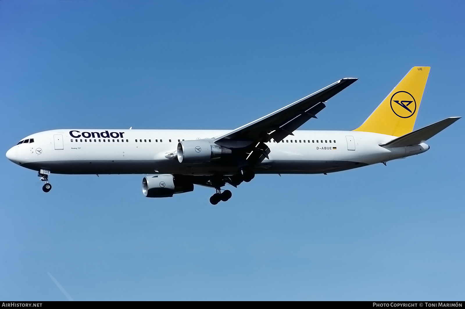 Aircraft Photo of D-ABUE | Boeing 767-330/ER | Condor Flugdienst | AirHistory.net #768893